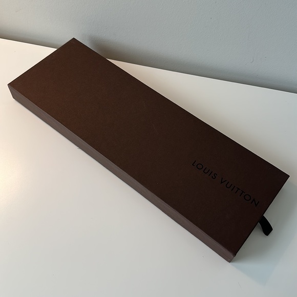 Brand New! WOVEN Louis Vuitton silk tie in original box and wrapping! New item! - Picture 10 of 13